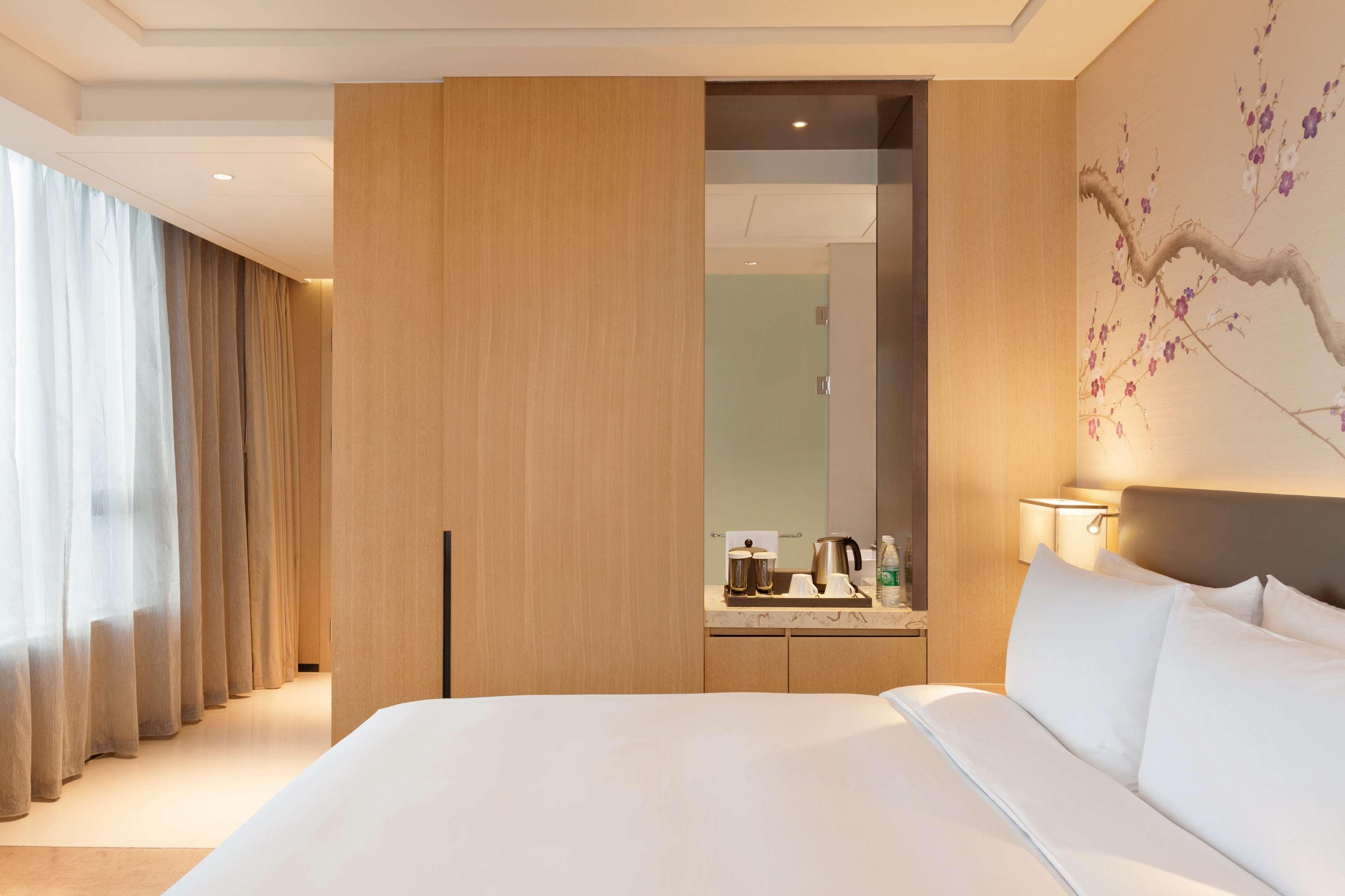 Hilton Garden Inn Дандонг Екстериор снимка