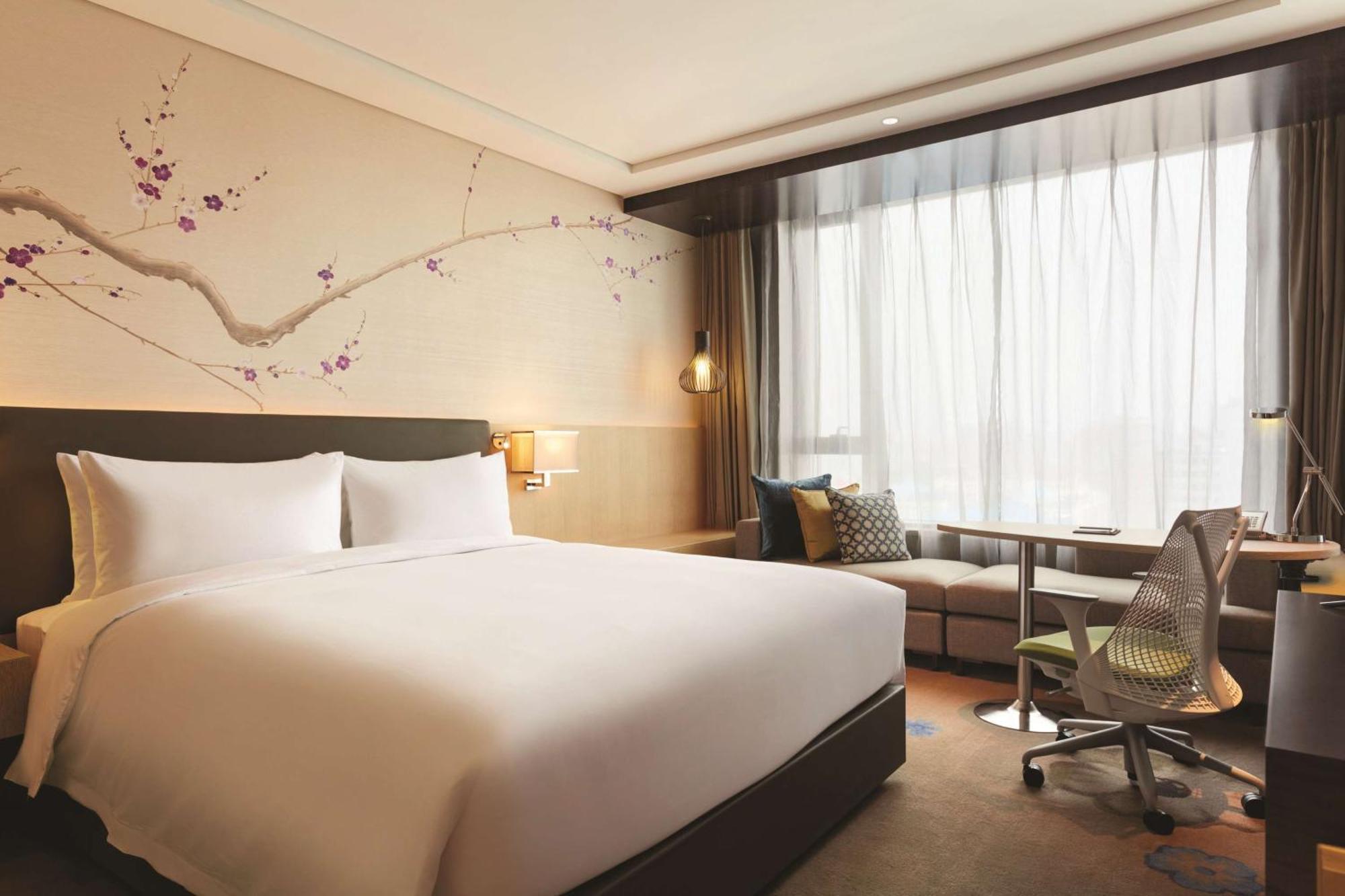 Hilton Garden Inn Дандонг Екстериор снимка