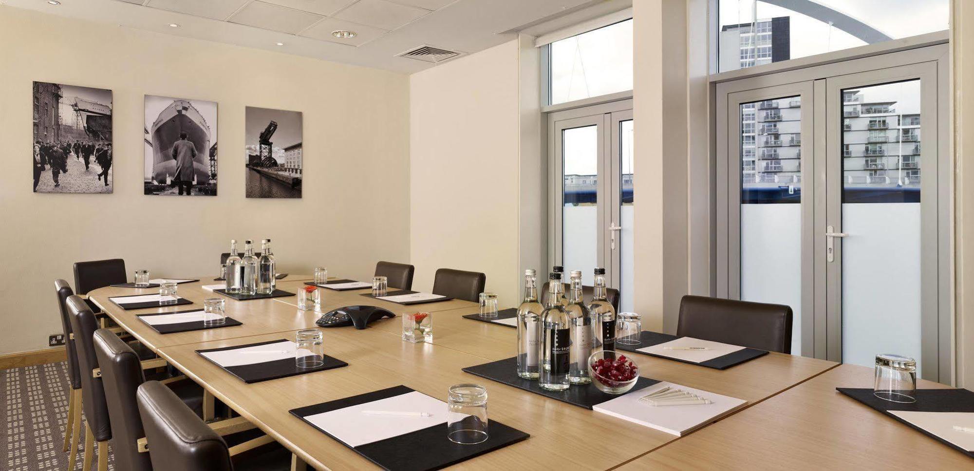 Hilton Garden Inn Дандонг Екстериор снимка